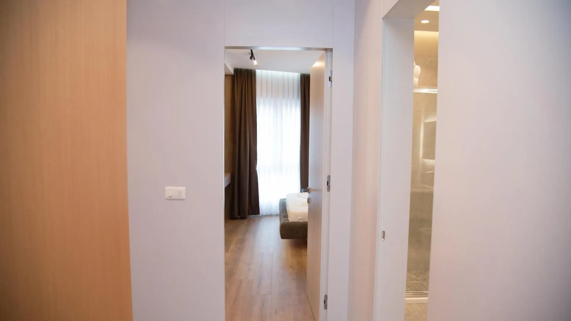 Tani Apartment Tirana 0*,  Albanien